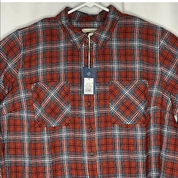 Universal Thread Womens Flannel Shirt 1X Red Plaid - Picture 3 of 8